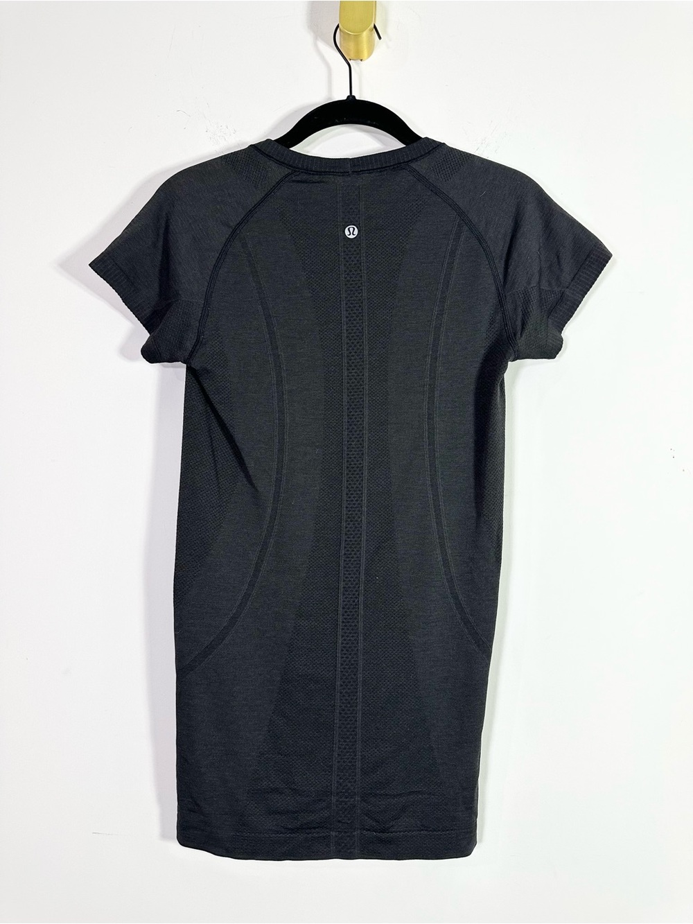 Lululemon Swiftly Tech Black Short Sleeve Crewneck Running Tee Shirt - Picture 4 of 6